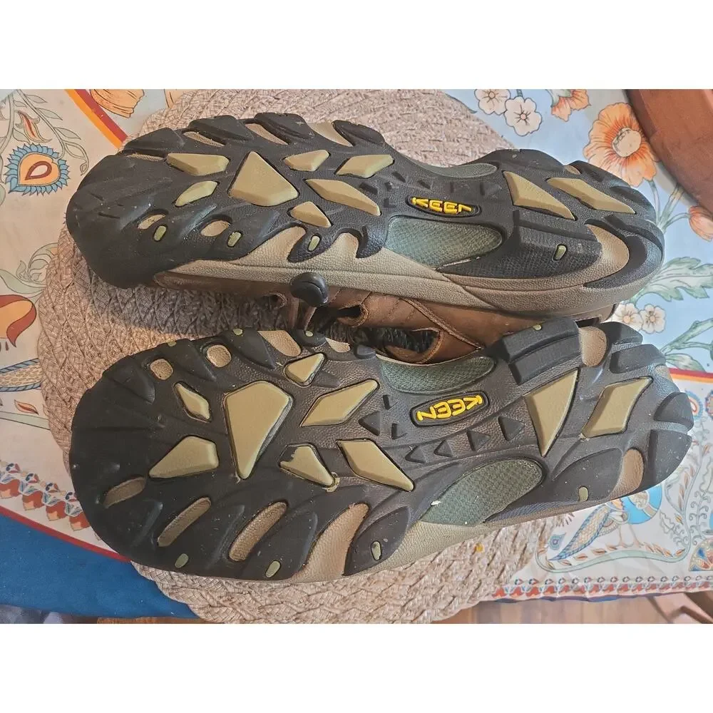 Keen Hiking Shoes Men’s Size 12
